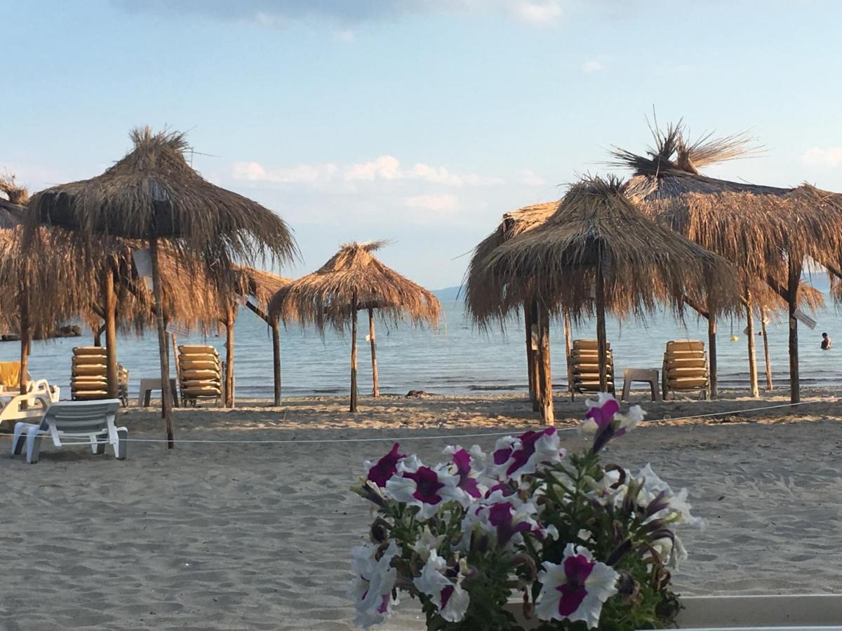 Flora Beach Private Aparthotel Pomorie Luaran gambar