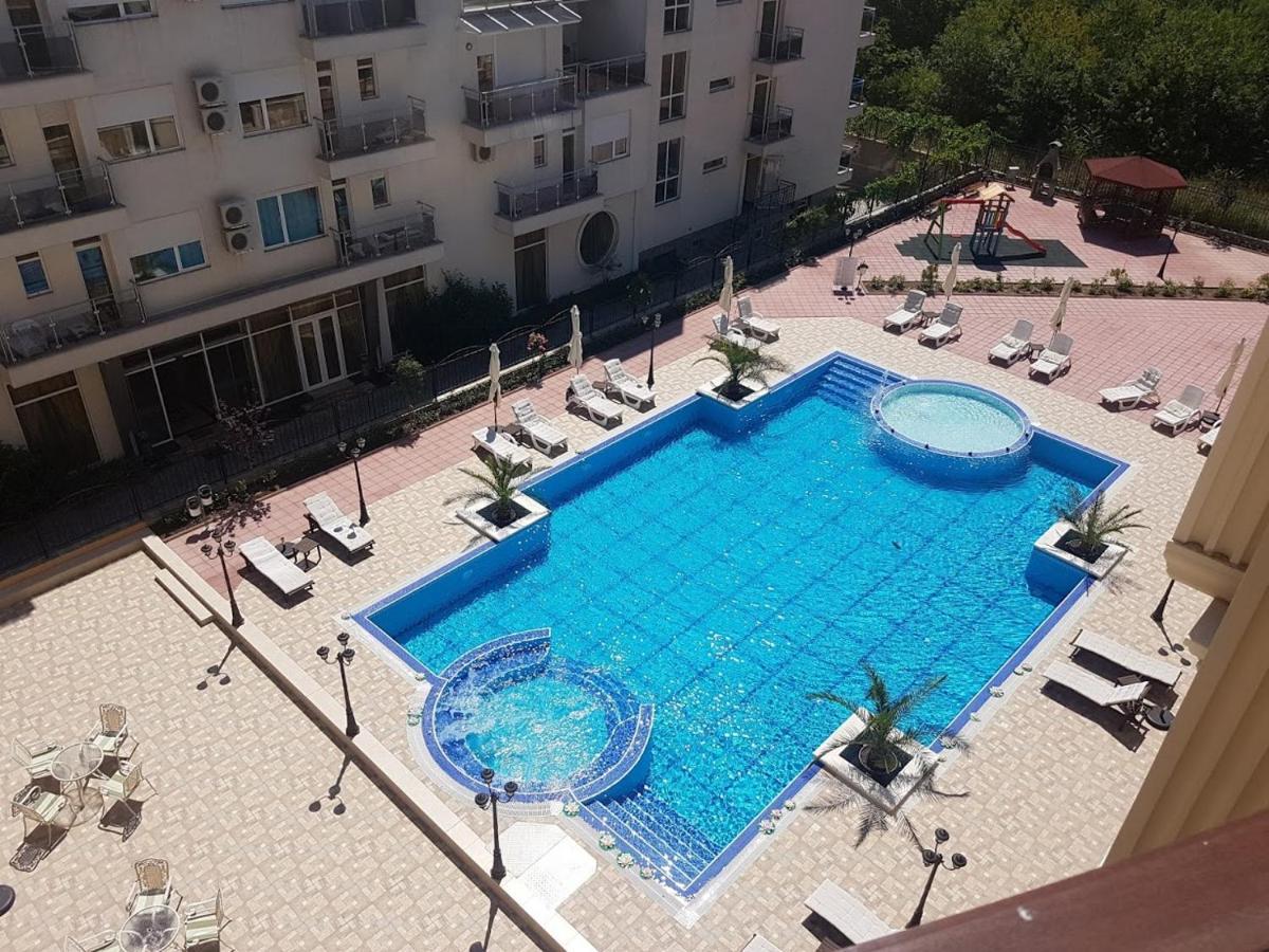 Flora Beach Private Aparthotel Pomorie Luaran gambar