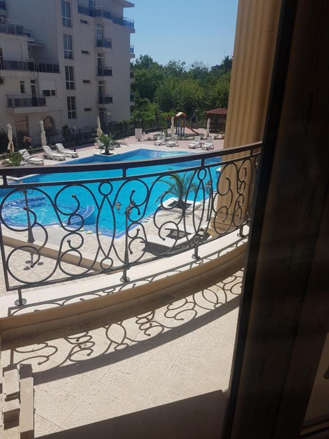Flora Beach Private Aparthotel Pomorie Luaran gambar