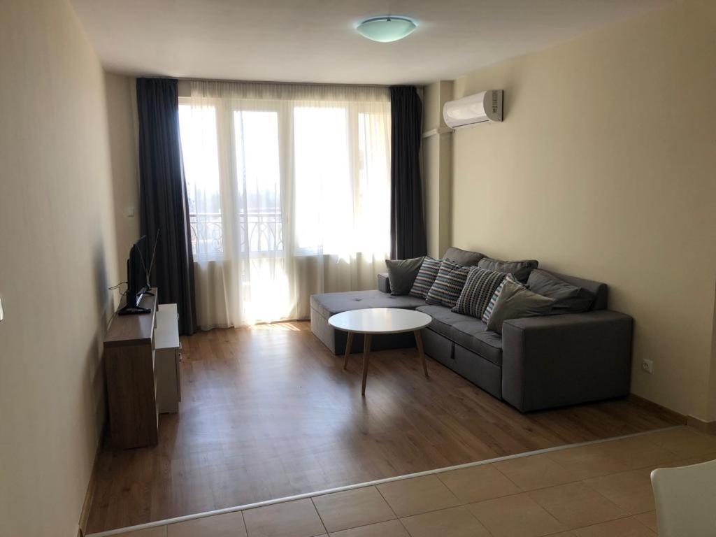 Flora Beach Private Aparthotel Pomorie Luaran gambar