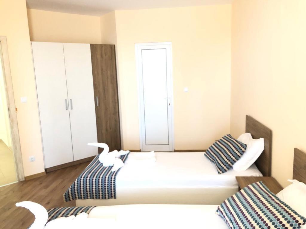 Flora Beach Private Aparthotel Pomorie Luaran gambar